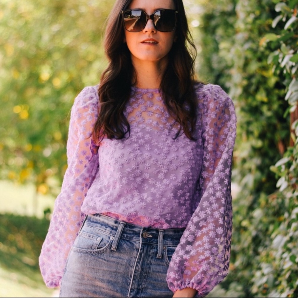 Xs. New happy nature Kate Hudson Purple embroidered flower blouse